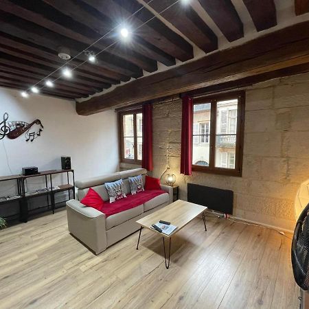 Appartements Chez Delphine Et Guillaume Au Coeur De Semur En Auxois Esterno foto